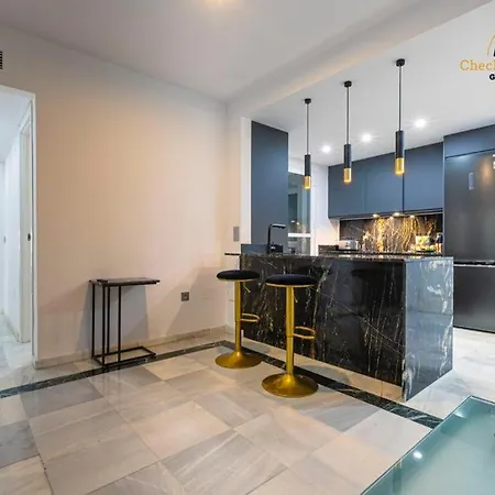Apartamento Milla De Oro 公寓 *