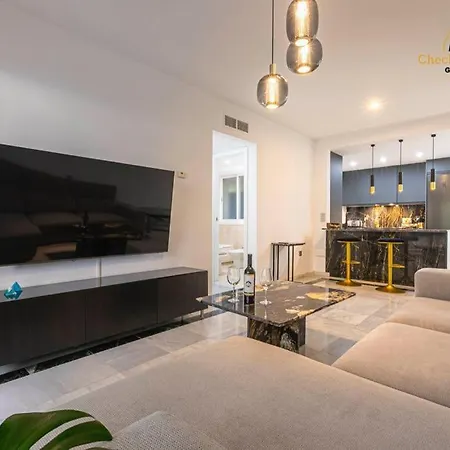 Apartamento Milla De Oro 公寓 *